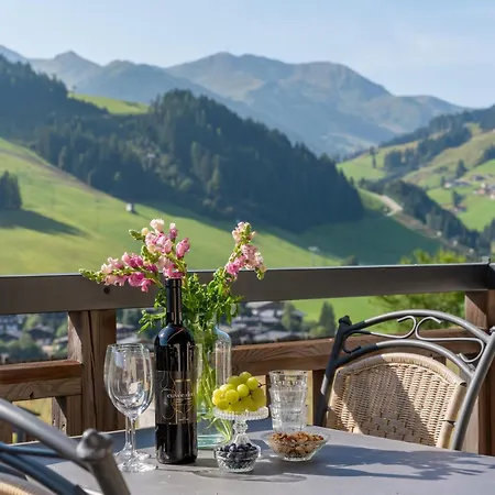 Panoramablick In - Out Saalbach-Hinterglemm