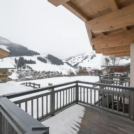 Panoramablick In - Out Appartement Saalbach-Hinterglemm