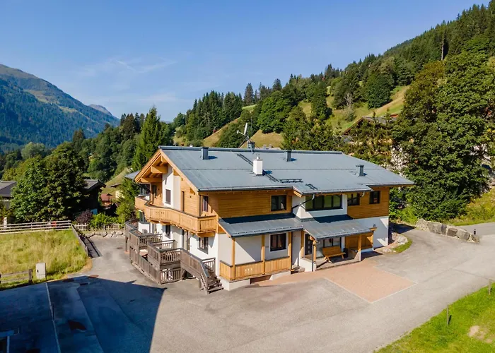 Panoramablick In - Out Saalbach-Hinterglemm